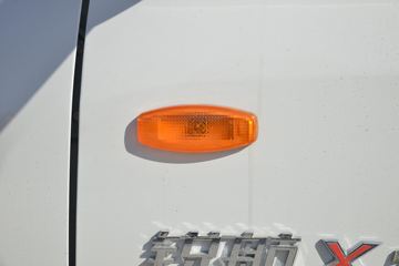 ���� ��X1 2.0L 122���� CNG 3��˫������΢��(KMC1039NG318S6)ͼƬ