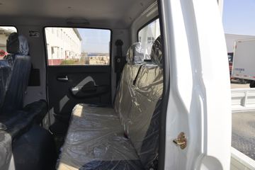 ���� ��X1 2.0L 122���� CNG 3��˫������΢��(KMC1039NG318S6)ͼƬ