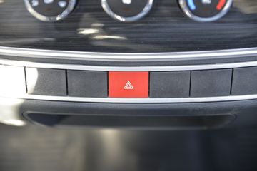 ���� ��X1 2.0L 122���� CNG 3��˫������΢��(KMC1039NG318S6)ͼƬ