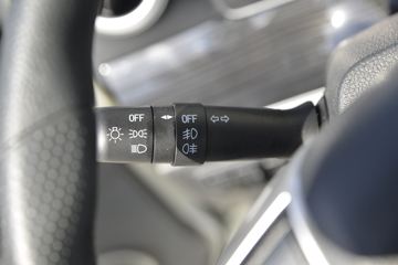 ���� ��X1 2.0L 122���� CNG 3��˫������΢��(KMC1039NG318S6)ͼƬ