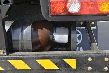 ���� ��X1 2.0L 122���� CNG 3��˫������΢��(KMC1039NG318S6)ͼƬ