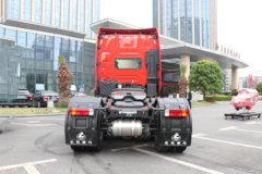 东风柳汽 乘龙H7重卡 陆航版 560马力 6X4 AMT自动挡牵引车(LZ4252H7DC1)