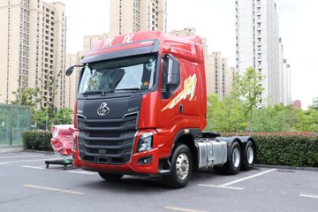 东风柳汽 乘龙H7重卡 陆航版 560马力 6X4 AMT自动挡牵引车(LZ4252H7DC1)
