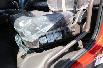 �������� ����H7�ؿ� ½���� 560���� 6X4 AMT�Զ���ǣ����ͼƬ