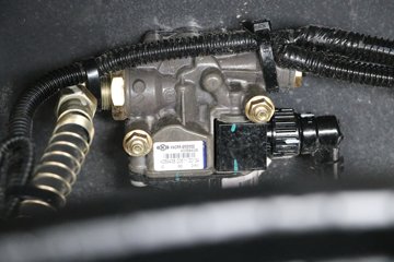 �������� ����H7�ؿ� ½���� 560���� 6X4 AMT�Զ���ǣ����ͼƬ