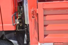 陕汽商用车 轩德X9 标载版 156马力 4.18米单排栏板轻卡(SX1040NP5331)