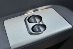现代商用车 泓图500 170马力 4.165米单排仓栅轻卡(CHM5041CCYQDA33V)