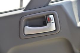 泓图300&nbsp;载货车驾驶室                                               图片