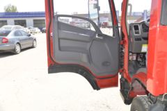 现代商用车 泓图300 143马力 4.18米单排厢式轻卡(CHM5041XXYZDB33V) 现代商用车 泓图300 143马力 4.18米单排厢式轻卡(CHM5041XXYZDB33V)