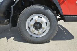 泓图300&nbsp;载货车底盘                                                图片