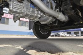 泓图300&nbsp;载货车底盘                                                图片