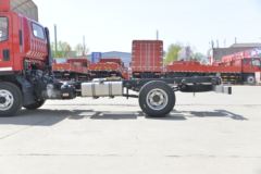 现代商用车 泓图300 143马力 4.18米单排厢式轻卡(CHM5041XXYZDB33V) 现代商用车 泓图300 143马力 4.18米单排厢式轻卡(CHM5041XXYZDB33V)