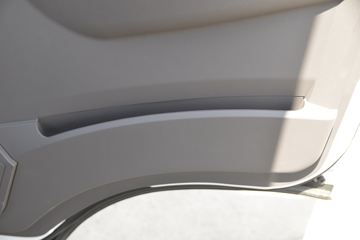 �ִ����ó� ��ͼ200 116���� 4.095�׵�����ʽ�ῨͼƬ