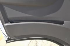 现代商用车 泓图200 116马力 4.095米单排厢式轻卡(CHM5041XXYEDF33V)