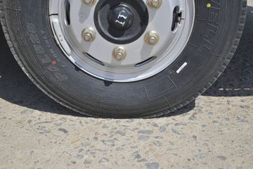 �ִ����ó� ��ͼ200 116���� 4.095�׵�����ʽ�ῨͼƬ