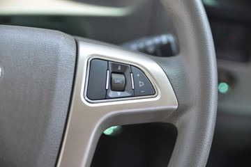 �ִ����ó� ��ͼ200 116���� 4X2 4.145�׵��������Ῠ(CNJ1041EDF33V)ͼƬ