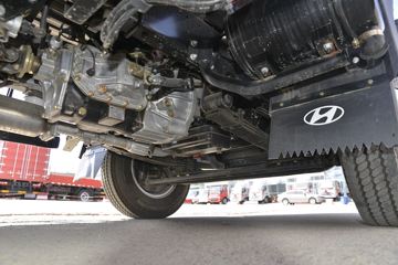 �ִ����ó� ��ͼ200 116���� 4X2 4.145�׵��������Ῠ(CNJ1041EDF33V)ͼƬ