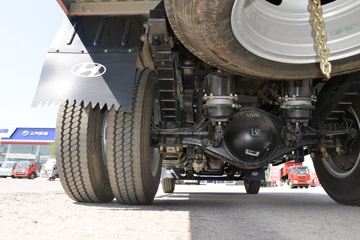 �ִ����ó� ��ͼ200 116���� 4X2 4.145�׵��������Ῠ(CNJ1041EDF33V)ͼƬ