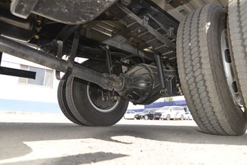 �ִ����ó� ��ͼ200 116���� 4X2 4.145�׵��������Ῠ(CNJ1041EDF33V)ͼƬ