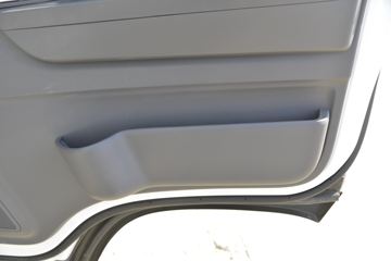 �ִ����ó� ʢͼ 150���� 4X2 4.13���Զ���������ʽ�Ῠ(����)ͼƬ