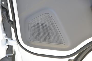 �ִ����ó� ʢͼ 150���� 4X2 4.13���Զ���������ʽ�Ῠ(����)ͼƬ