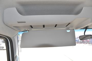 �ִ����ó� ʢͼ 150���� 4X2 4.13���Զ���������ʽ�Ῠ(����)ͼƬ