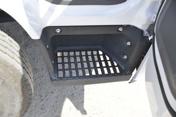 �ִ����ó� ʢͼ 150���� 4X2 4.13���Զ���������ʽ�Ῠ(����)ͼƬ