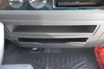 �ִ����ó� ʢͼ 150���� 4X2 4.13���Զ���������ʽ�Ῠ(����)ͼƬ