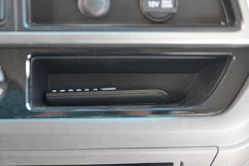 �ִ����ó� ʢͼ 150���� 4X2 4.13���Զ���������ʽ�Ῠ(����)ͼƬ