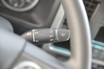 �ִ����ó� ʢͼ 150���� 4X2 4.13���Զ���������ʽ�Ῠ(����)ͼƬ