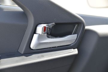 �ִ����ó� ʢͼ 150���� 4X2 4.13���Զ���������ʽ�Ῠ(����)ͼƬ