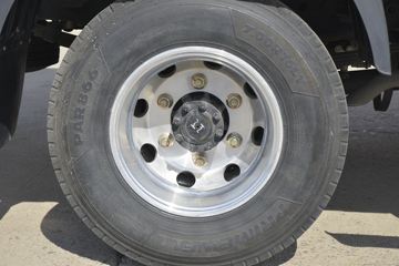 �ִ����ó� ʢͼ 150���� 4X2 4.13���Զ���������ʽ�Ῠ(����)ͼƬ