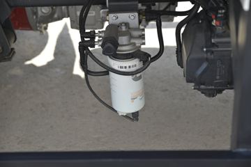 �ִ����ó� ʢͼ 150���� 4X2 4.13���Զ���������ʽ�Ῠ(����)ͼƬ