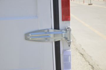 �ִ����ó� ʢͼ 150���� 4X2 4.13���Զ���������ʽ�Ῠ(����)ͼƬ