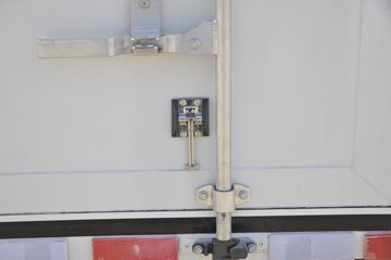 �ִ����ó� ʢͼ 150���� 4X2 4.13���Զ���������ʽ�Ῠ(����)ͼƬ