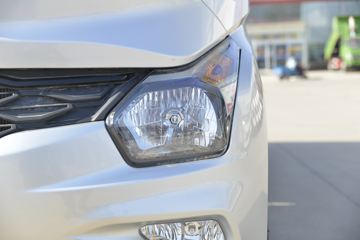 �ɵ� Q3ϵ�� 122���� 2.8�׵�������΢��ͼƬ