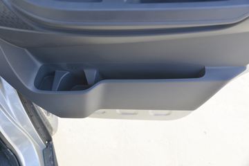 �ɵ� Q3ϵ�� 122���� 2.8�׵�������΢��ͼƬ