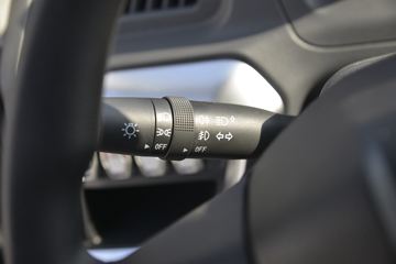 �ɵ� Q3ϵ�� 122���� 2.8�׵�������΢��ͼƬ