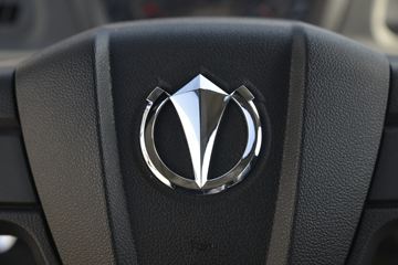 �ɵ� Q3ϵ�� 122���� 2.8�׵�������΢��ͼƬ