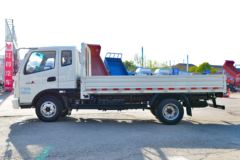 飞碟奥驰 A1系列 102马力 3.85米排半栏板轻卡(FD1040W16K5-4)