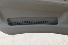 飞碟奥驰 A1系列 102马力 3.85米排半栏板轻卡(FD1040W16K5-4)