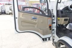 飞碟奥驰 A1系列 102马力 3.85米排半栏板轻卡(FD1040W16K5-4)