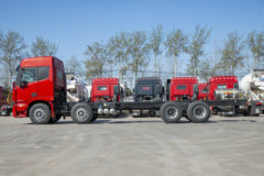 福田 欧曼EST 440马力 8X4 9.53米栏板载货车(BJ1319Y6GRL-01)
