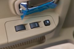 飞碟奥驰 X3系列 158马力 4X2 4.13米自卸车(国六) 飞碟奥驰 X3系列 158马力 4X2 4.13米自卸车(国六)