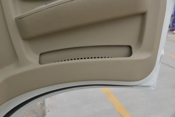 �ɵ��³� V3ϵ�� 190���� 4X2 �̻�������(����)(WZK5160GPSP63K6)ͼƬ