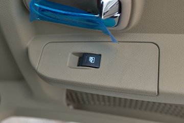 �ɵ��³� V3ϵ�� 190���� 4X2 �̻�������(����)(WZK5160GPSP63K6)ͼƬ