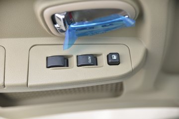 �ɵ��³� V3ϵ�� 190���� 4X2 �̻�������(����)(WZK5160GPSP63K6)ͼƬ