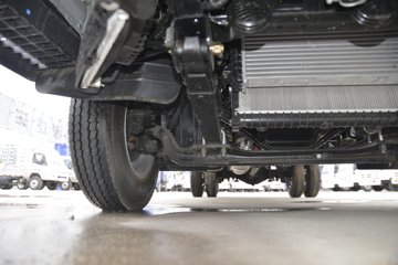 福田 奥铃速运 131马力 3.83米排半栏板轻卡(国六)(BJ1045V9JDA-AB1)图片