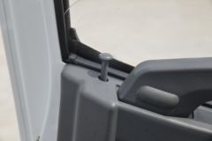 唐骏欧铃 小宝马PLUS 1.9L 102马力 3.63米单排厢式微卡(ZB5042XXYBDD0V)