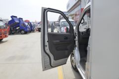 东风 小霸王W18 1.6L 122马力 3.7米单排厢式微卡(国六)(EQ5031XXY61Q6AC)